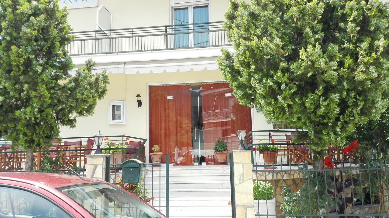 Hotel Persefoni 卡梅纳维洛拉 外观 照片