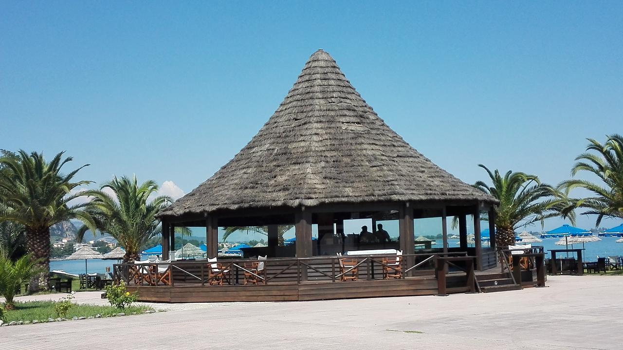 Hotel Persefoni 卡梅纳维洛拉 外观 照片